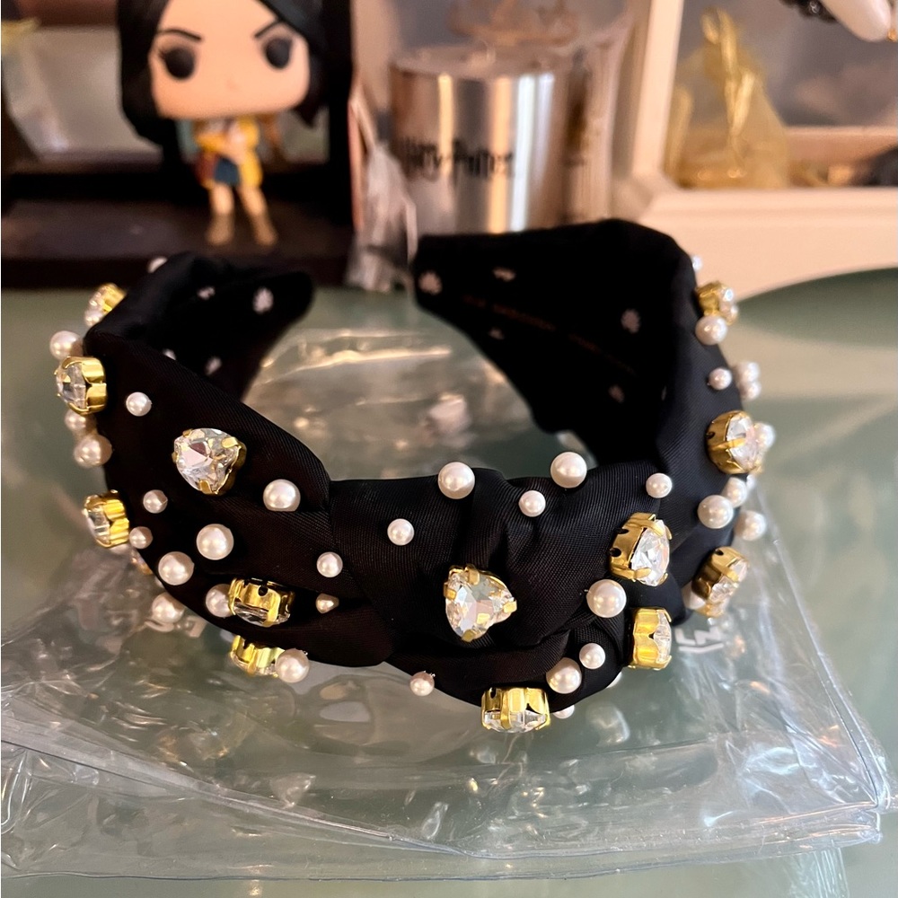 LeLe Sadoughi X Stoney Clover Lane noir crystal and Pearl Headband